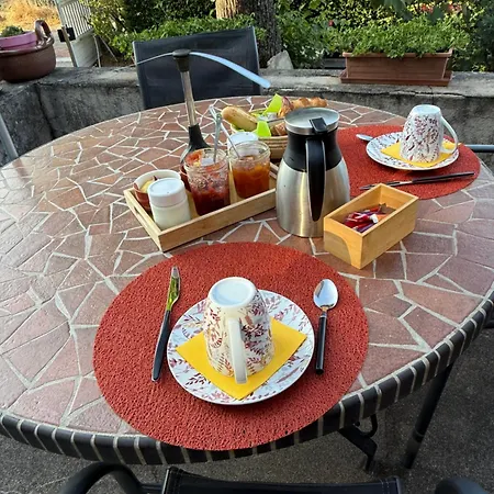 Bed & Breakfast Les Jardins De Caribole
